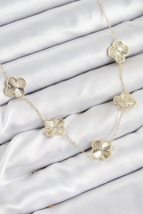 Pirinç VIP Yonca Model Gold Renk Kadın Kolye