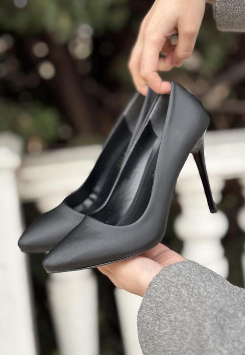 Siyah Saten Stiletto Ayakkabı