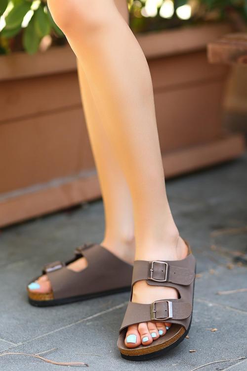 Kahverengi Nubuk Terlik