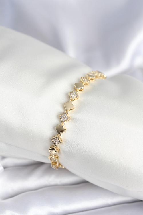 Pirinç Gold Renk Zirkon Taşlı Yonca Model Kadın Bileklik 7969
