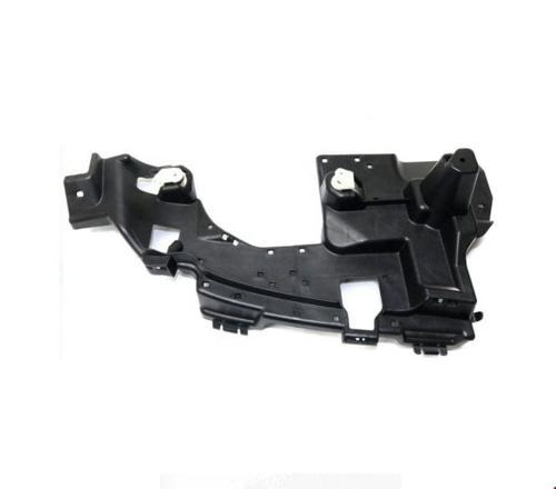 Mercedes C Serisi W205 Arka Tampon Egzoz Braketi Sol Amg 2014 Sonrası Uyumlu