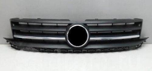 Volkswagen Caddy Ön Panjur (Kromlu) 2015 Sonrası Uyumlu