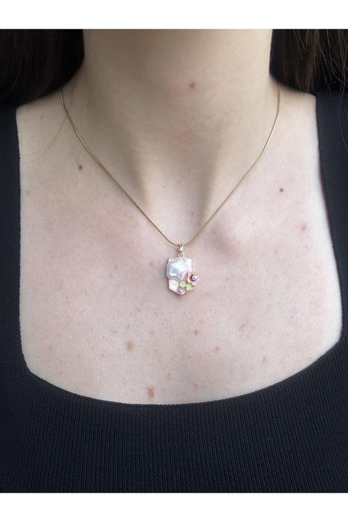 Pembe Detaylı Gold Sanat Kolye