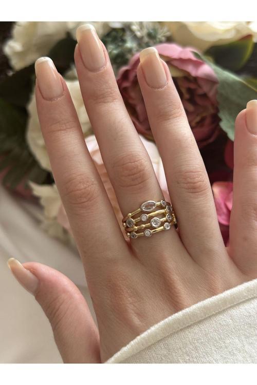 Dört Sıra Zirkon Detay Yüzük