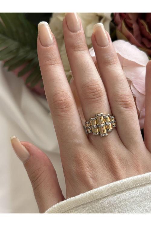 Gold Basamak Yüzük