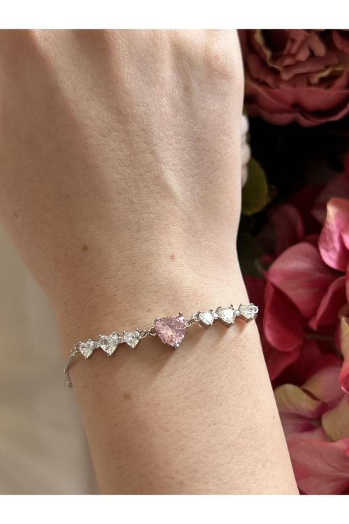 Kalp Detay Şık Bileklik