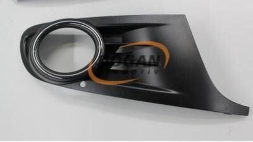 Volkswagen Golf 6 Sağ Sis Kapağı Sisli Kromlu 2008 Sonrası Uyumlu