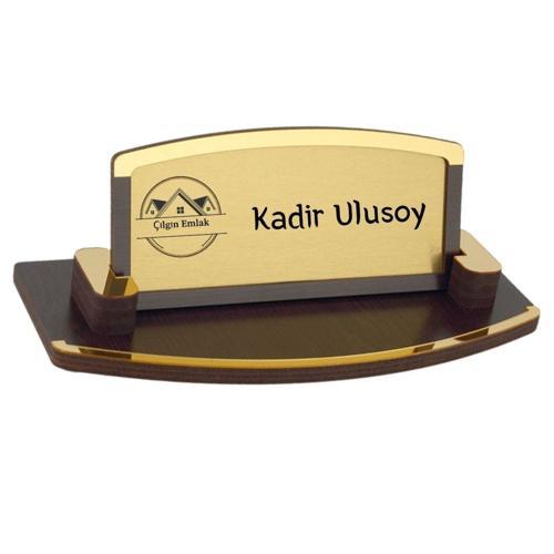 Kişiye Özel Logolu Kurumsal Masa İsimliği – Ahşap Şık Tasarım