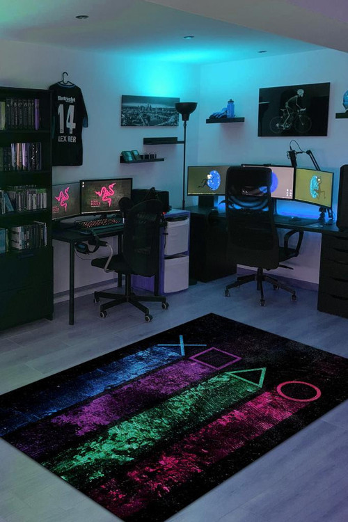 Joystick Renkli Oyuncu Halısı Zemini Siyah Renk Gamer Temalı Halı Oyuncuya Hediyelik Halı