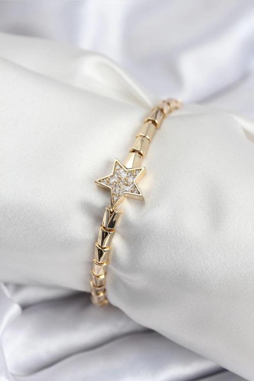 Pirinç VIP Seri Gold Renk Zirkon Taşlı Yıldız Model Kadın Bileklik