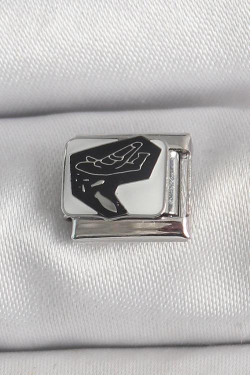 316L Çelik Gümüş Renk Beyaz Siyah Uçak İşlemeli Portre Model Nomination Charm