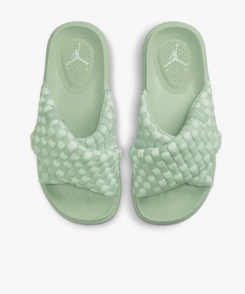 NIKE SOPHIA KADIN TERLİK DO8863-300