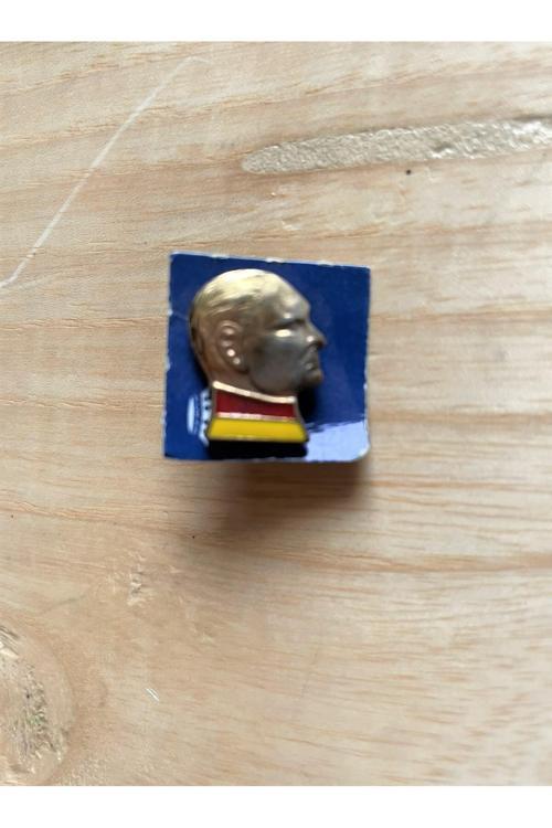 Atatürk Rozet Sarı Kırmızı Yakalı Atatürk Rozeti