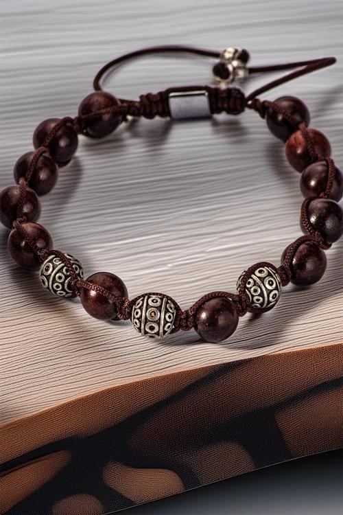 Kahverengi Doğal Taşlı Etnik Desenli Erkek Bileklik – Gümüş Detaylı Ayarlanabilir Makrome