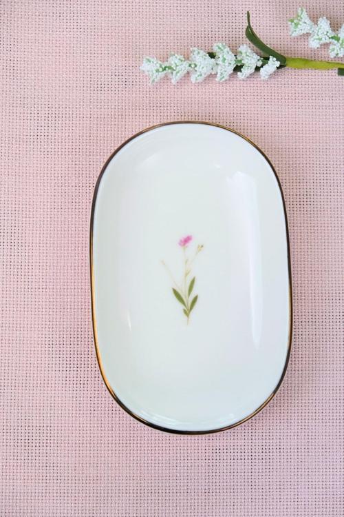 Porselen Natura Çuha Altın Yaldızlı Oval Kayık Tabak 13,50x8,50x2,50cm Tekli
