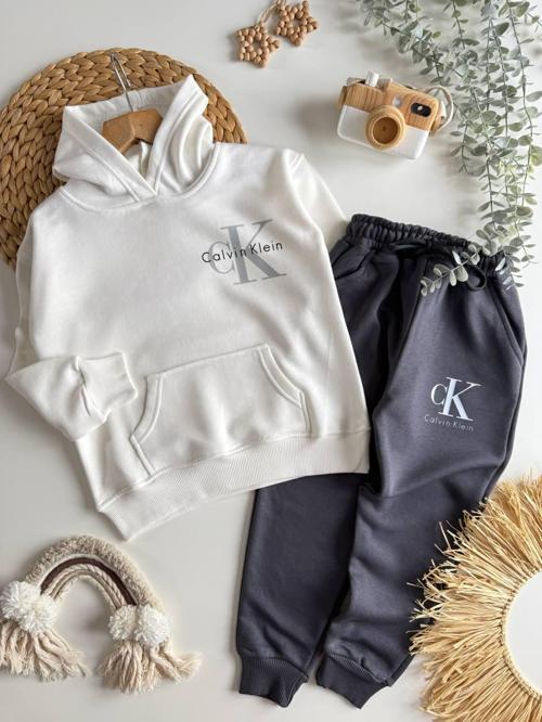 CK Çocuk Eşofman Takımı – Beyaz/Koyu Gri