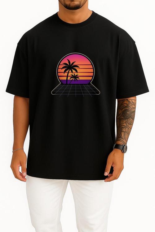 Oversize Synthwave Günbatımı Palmiyeler – Retro Göğüs Tasarımlı Unisex T-Shirt