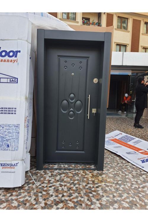 Sac Celik Kapi, Tırnakli Sistem Çelik Kapı, Ahşap Kaplama Kabartmalı Model Daire Kapısı Sağ Açılım