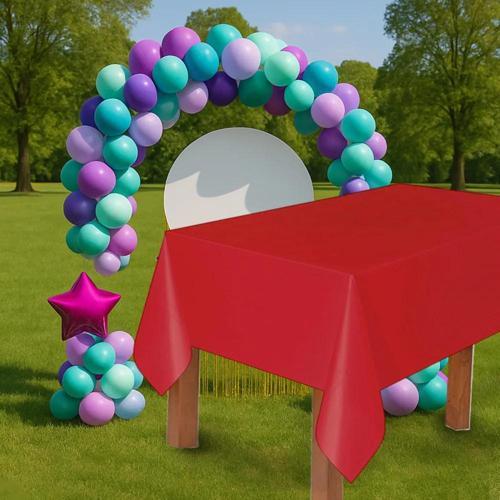 Kırmızı Plastik Masa Örtüsü