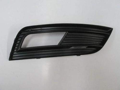 2013-2015 Audi A4 Sis Lamba Kapağı Sağ Sis Delikli (Nikelaj Çıtasız) (Tyg) (Adet) (Oem No:8K0807682K