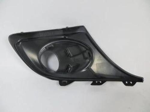 2012-2013 Renault Megane Iıı Hb Sis Lamba Kapağı Sol Siyah (Sis Delikli) (Tw) (Oem No:620727820R)