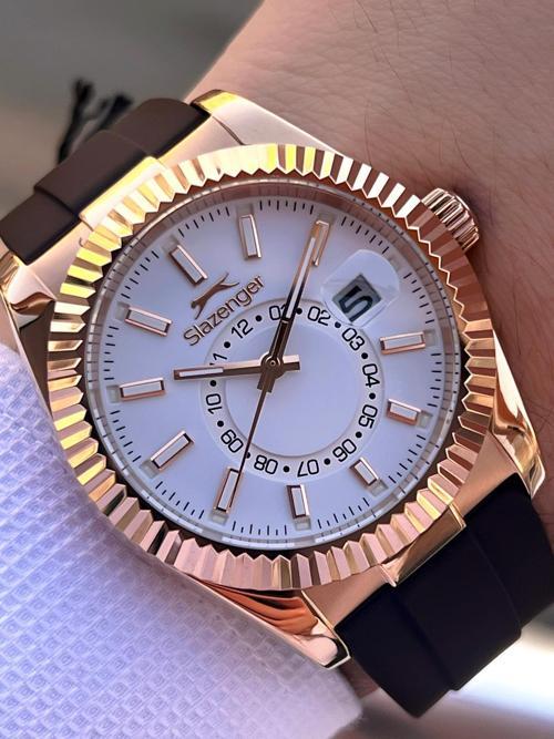 Silikon Kordon İç Fonksiyonları Aktif 10 Atm Suya Dayanıklı Erkek Kol Saati ESL.09.2514.03