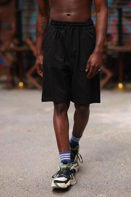 MDB Erkek İki İplik Cepli Şort  iyah