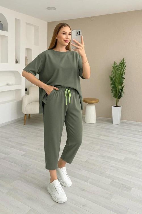 MDB Kadın Kısa Kollu Bisiklet Yaka Viskon Iki Iplik Bluz Ve Pantolon Ikili Takım