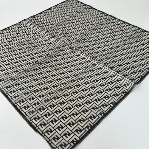 Locella Soft Pamuklu Siyah Beyaz Eşarp LDFC4408