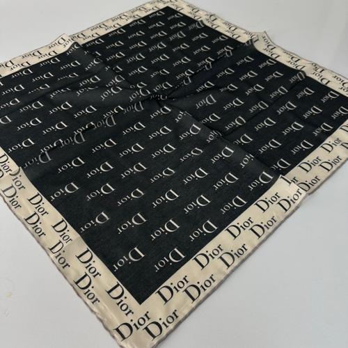 Locella Soft Pamuklu Siyah Beyaz Eşarp LDFC4403