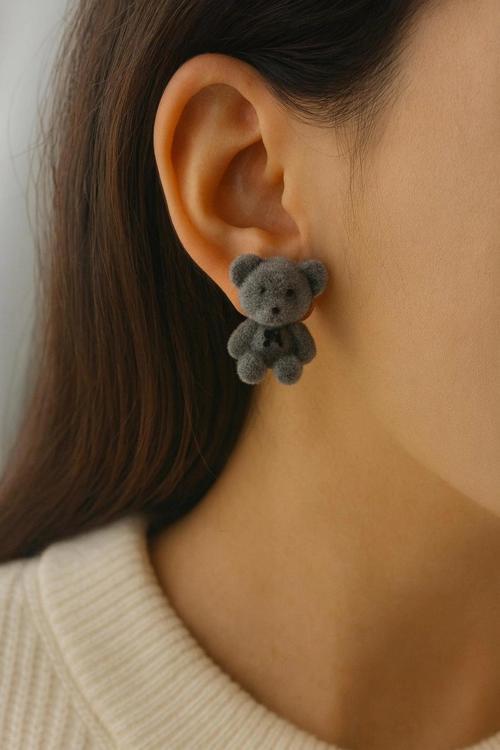 Ünlü Model Peluş Ayıcık Gümüş İğneli Kadın Bijuteri Küpe