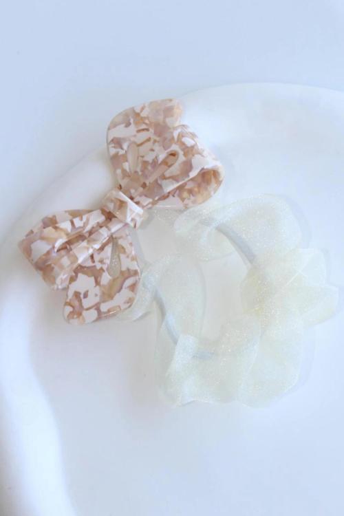 Çok Renkli Tasarım Lastikli Tül Detaylı Fiyonk Toka