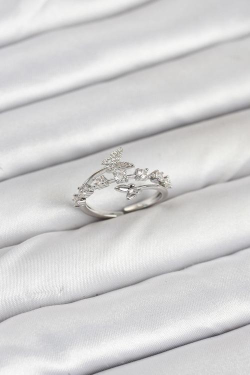 Pirinç Gümüş Renk Zirkon Taşlı Kelebek Model Kadın Yüzük - EBJ250927W37938