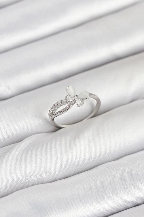 Pirinç Gümüş Renk Kelebek Zirkon Taşlı Kadın Yüzük - EBJ250927W37942