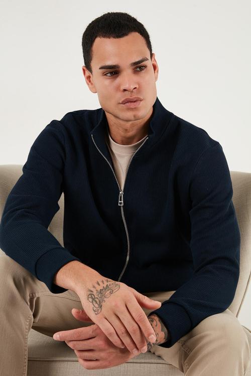 Pamuklu Relaxed Fit Dik Yaka Fermuarlı Erkek Hırka 5901075 LACİVERT