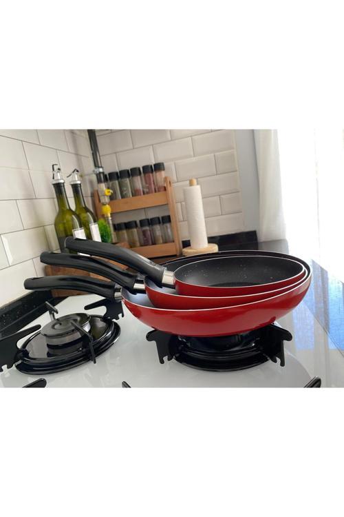 Teflon Tava Seti 16+20+24 Cm Kırmızı Renk Teflon Tava Seti Yanmaz Yapışmaz 3'Lü Tava Seti Kahvaltı