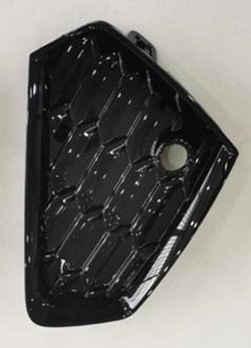 Audi A3/S3 Arka Tampon Kapağı Sağ Sensörlü 2021>>