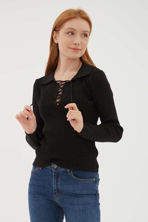 Slim Fit Bağcıklı Polo Yaka Triko Bayan Kazak 24K0423K1 SİYAH