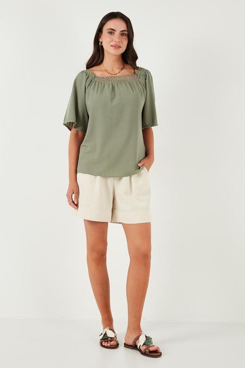 Pamuklu Standart Fit Yüksek Bel Dikiş Detaylı Bayan Şort 668YP4921 TAŞ