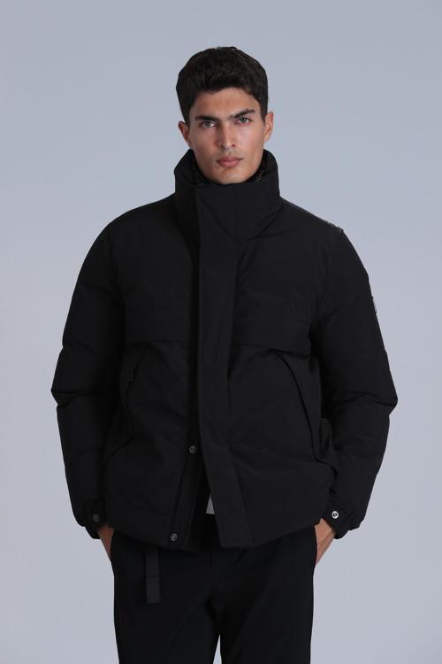 Andor Kapitoneli Regular Fit Kuş Tüyü Dolgulu Dik Yaka Şişme Erkek Mont 112120225 SİYAH