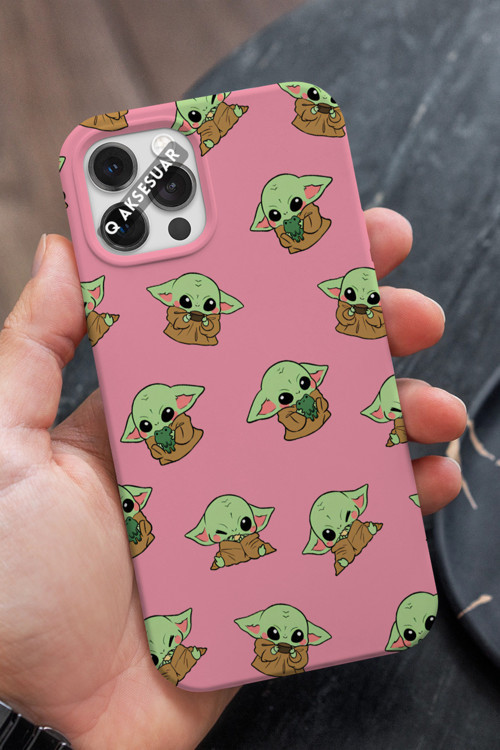 İphone 12 Pro Max Uyumlu Sevimli Baby Yoda Tasarımlı Şeker Pembe Premium Telefon Kılıfı