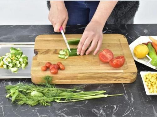 Pratik Tepsili Ahşap Kesme Tahtası 