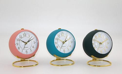 Masa Üstü Metal Çalar Saat 