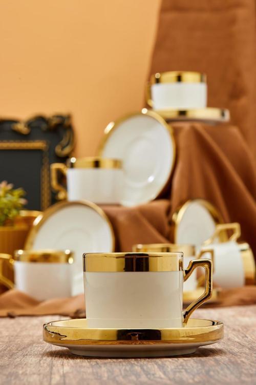 6 Lı Altın Yaldızlı 220Cc Porselen Çay Fincan Takımı – Lüks Ve Şık Kahve Keyfi!