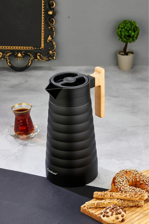 Bambu Saplı 2 Litre Paslanmaz Termos – Çift Kat Çelik, Uzun Süreli Isı Koruma