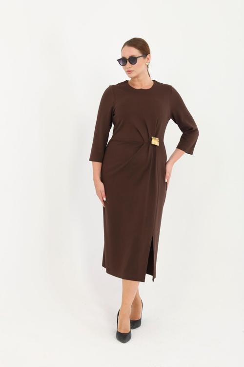 Belde Tokalı Yırtmaçlı Bej Elbise