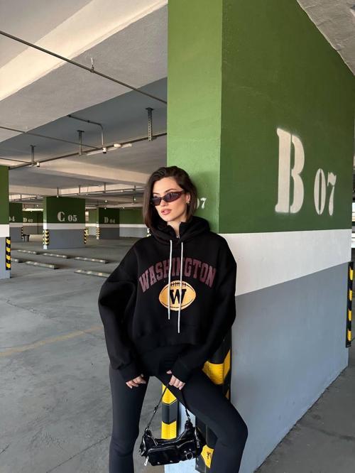 Kadın, Kapüşonlu, Dik Yaka Fermuarlı, Crop-Kısa, Bol-Oversize, Önü Yazı Baskılı, Haki, Sweatshirt