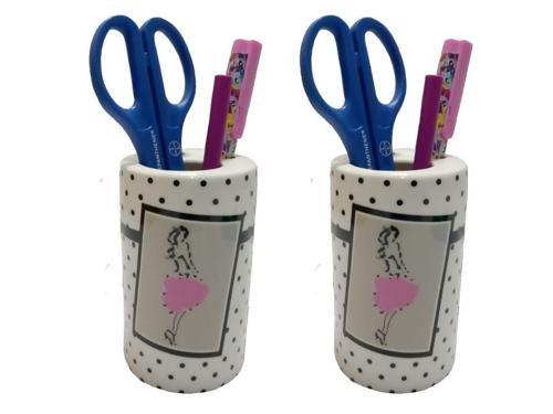 2 ADET KALEMLİK PEMBE ELBİSELİ KADIN MODEL SERAMİK OFİS GERECİ  7X7X11CM