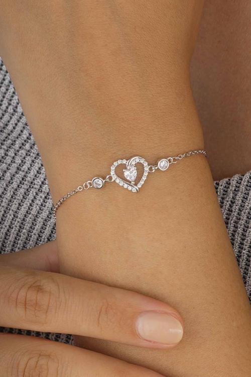Kalp Figürlü Taşlı Gümüş Kadın Bileklik