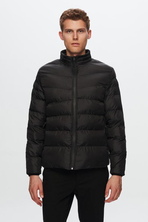 Slim Fit Siyah Rüzgar Geçirmez Elyaf Dolgulu Şişme Mont